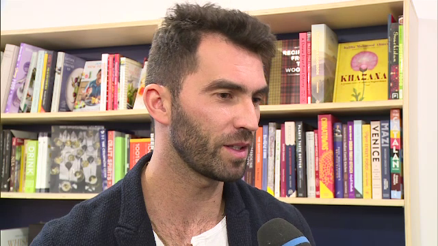 Vânzările de cărţi se dublează în decembrie. Recomandarea lui Horia Tecău