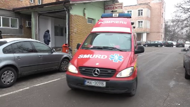 Mamă și fetițele ei, lovite în plin de un șofer, pe ”trecere”. Reacția bărbatului