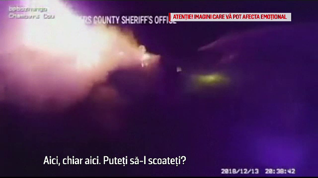 Salvare spectaculoasă dintr-o mașină în flăcări. Cum s-a produs incendiul