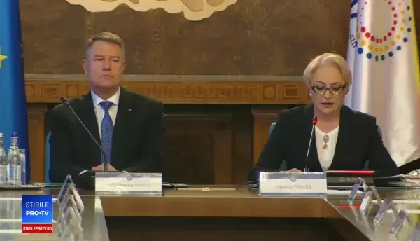 Dăncilă a făcut o gafă cu Iohannis lângă ea: ”Urmează să discutăm într-o ședință anterioară”