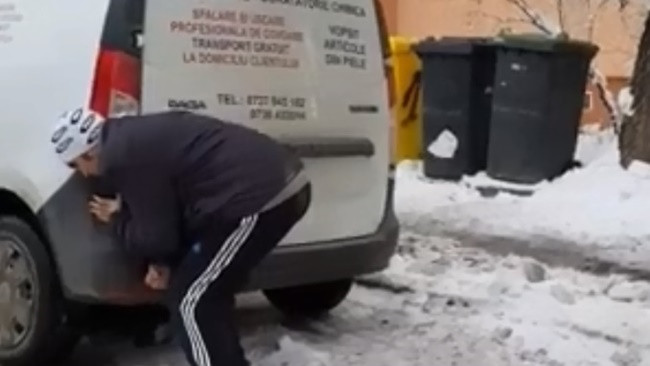 Imagini șocante în Timișoara: tineri sub influența drogului ”zombie”. VIDEO