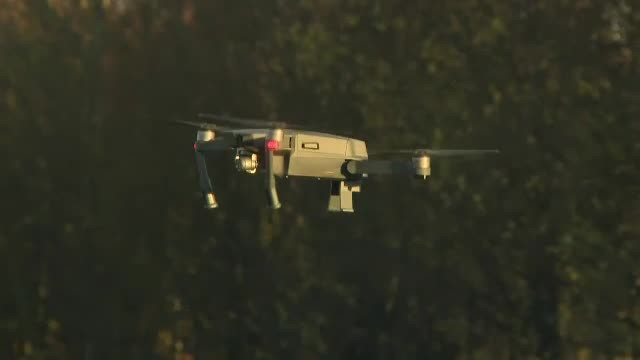 Aeroport blocat din cauza unor obiecte zburătoare. S-au aplicat măsuri militare