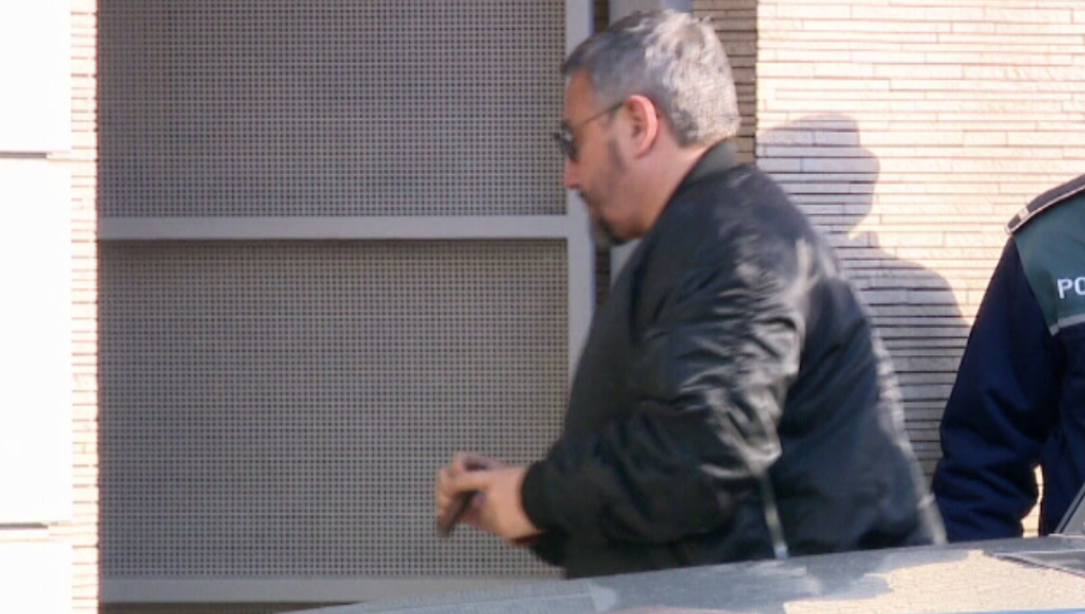 Casa patronului clubului Bamboo, prădată de hoți. Bunurile de valoare sustrase