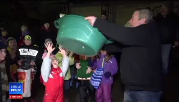 Tradiția de Crăciun care datează din vremea dacilor. Ce înseamnă obiceiul pițăratului