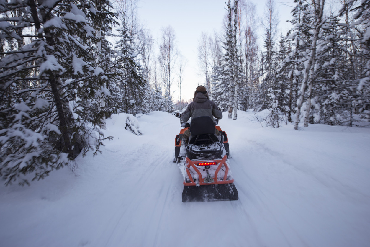 Cum a supraviețuit un băiat de 3 ani la -30 de grade, după ce și-a văzut tatăl murind