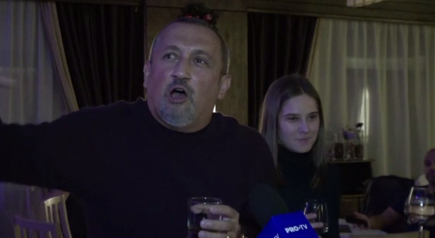 Românii au chefuit de zor la munte. ”Ciocnesc pentru 11 kilometri de autostradă”