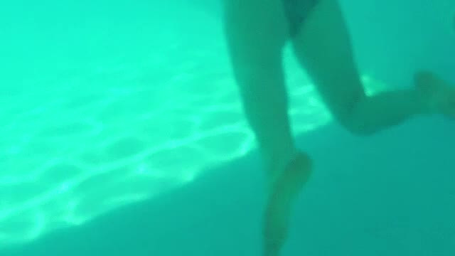 Copil de 6 ani în comă, după ce a intrat în bazinul pentru adulţi, în Deva