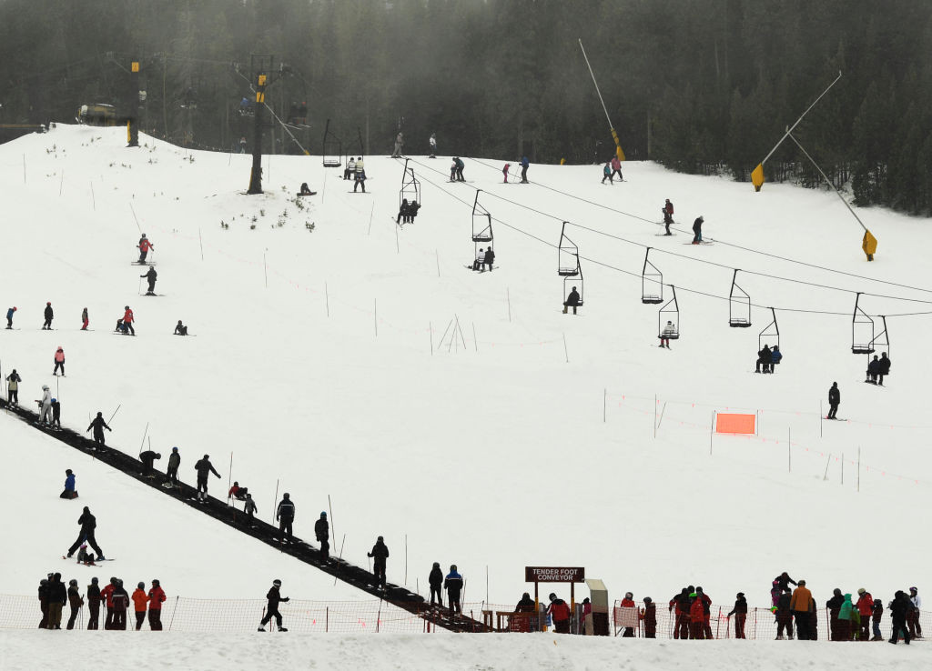 Tombolă neobişnuită în Elveţia. Premiul constă într-o staţiune de schi
