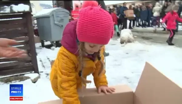 Cadouri pentru mii de copii sărmani. Tibi Ușeriu: ”Cu ce dăruim rămânem pentru eternitate”