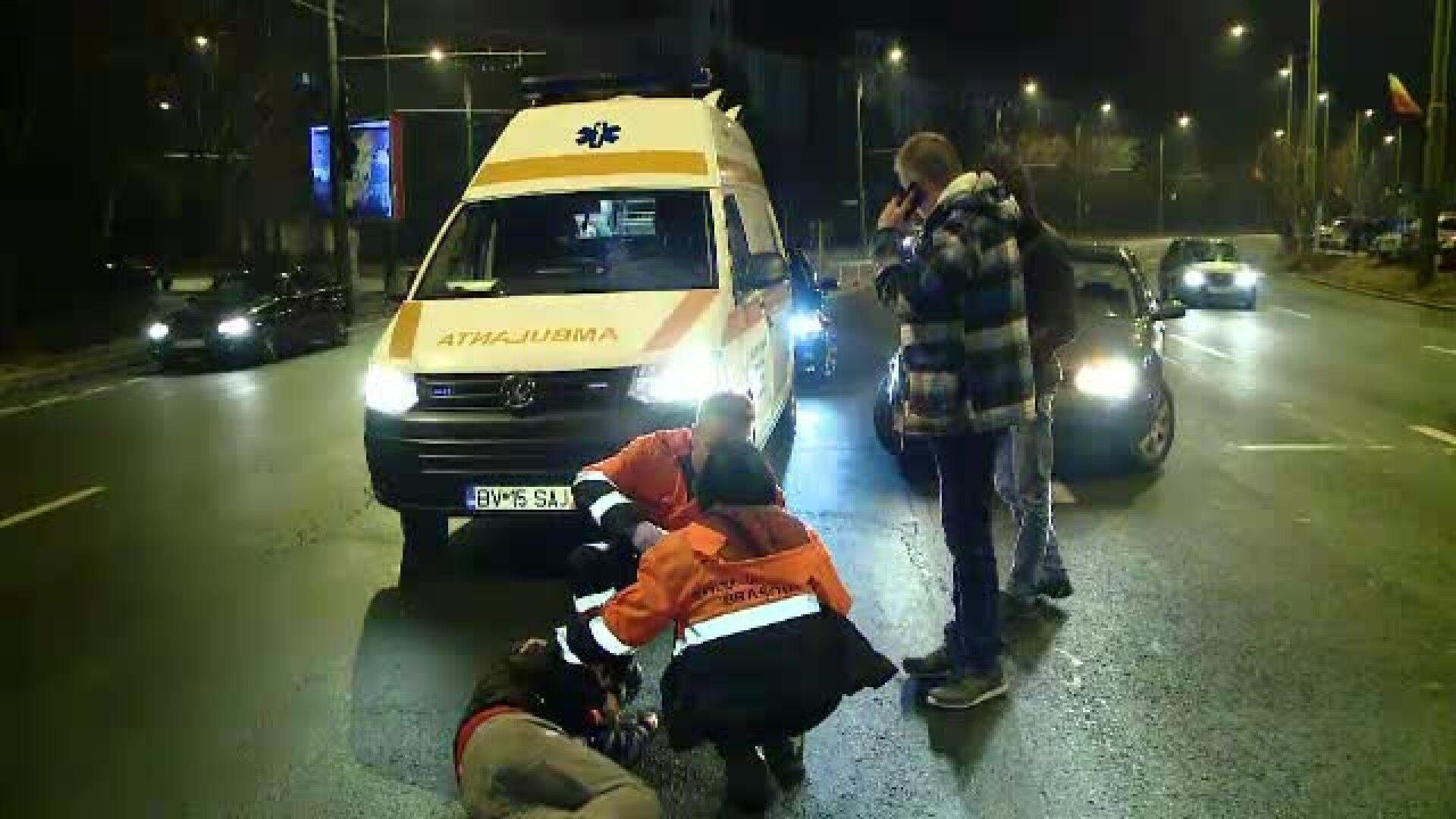 Accident pe șoseaua Mihai Bravu. Un tânăr a traversat strada neregulamentar