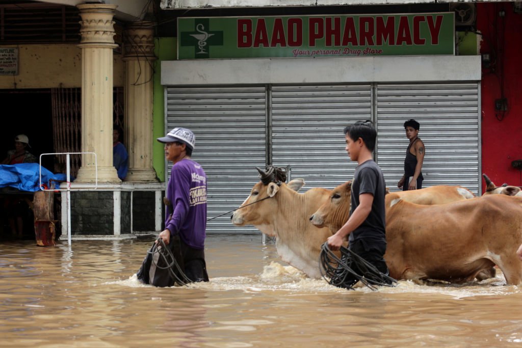 Inundatii Filipine