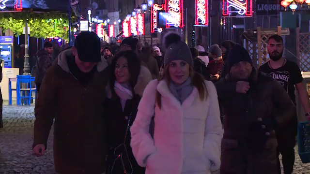 Mii de străini, în România pentru Revelion: ”România este minunată, fete frumoase”