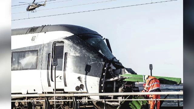 6 morți după un accident bizar de tren în Danemarca. Cum s-a produs