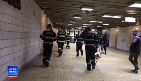 Nouă tentativă de sinucidere la metrou, la Piața Romană