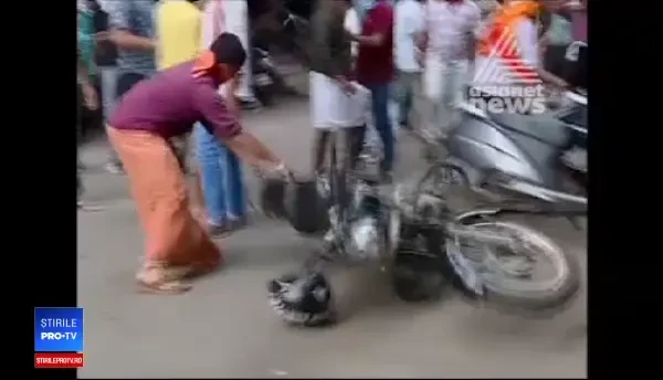 Statul paralizat de violențe după ce două femei au intrat într-un templu interzis