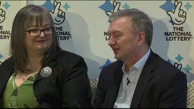 Câștigătorii la loto care împart 115 milioane de € cu 50 de persoane