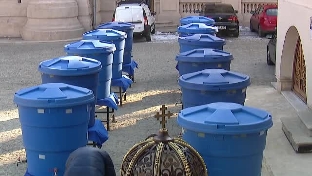 Tradiții de Bobotează. Credincioșii iau duminică agheasma mare