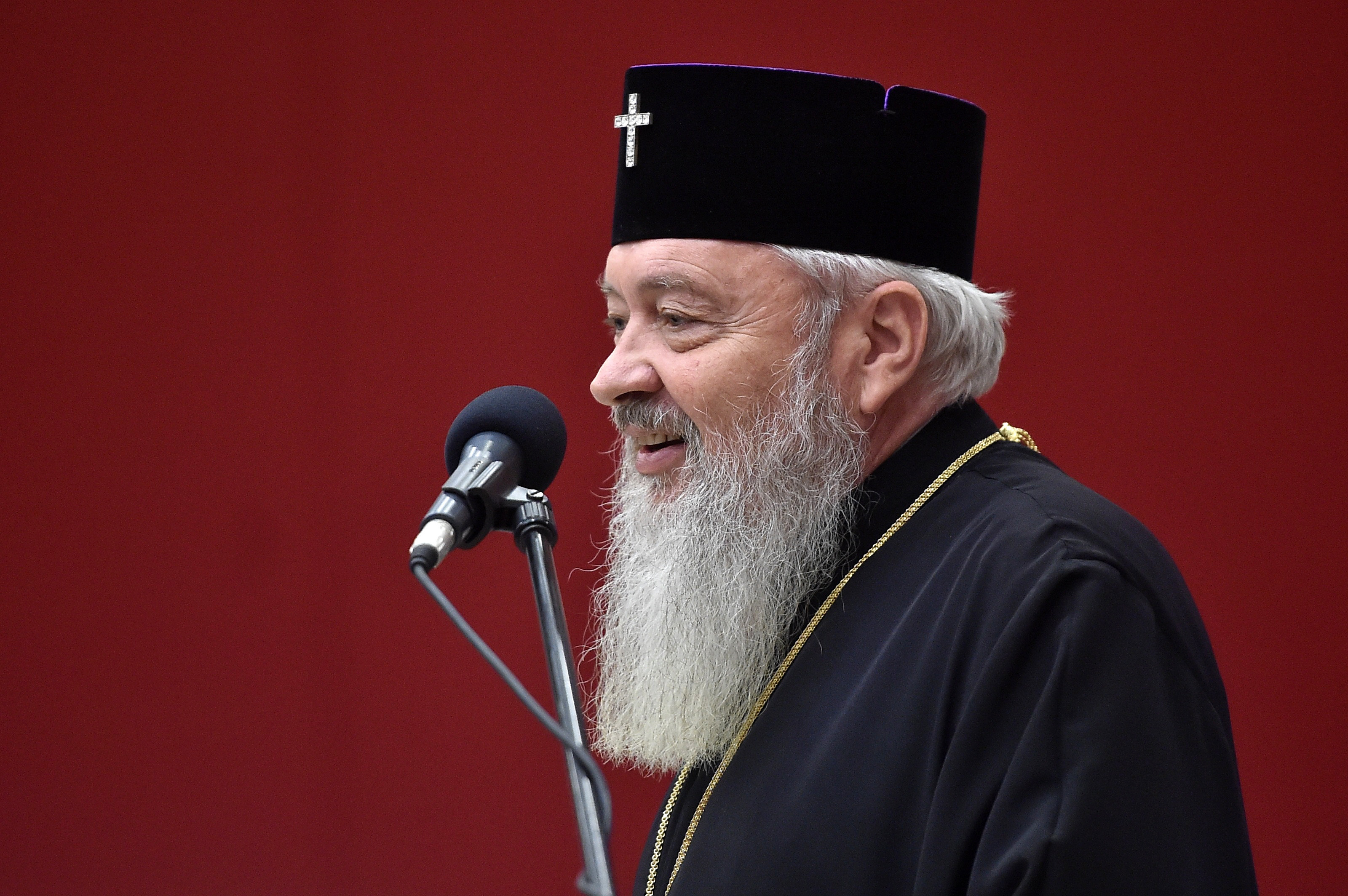 Mitropolitul Clujului: Aproape 5 mil. de români au plecat pe alte plaiuri. Am dori să se întoarcă