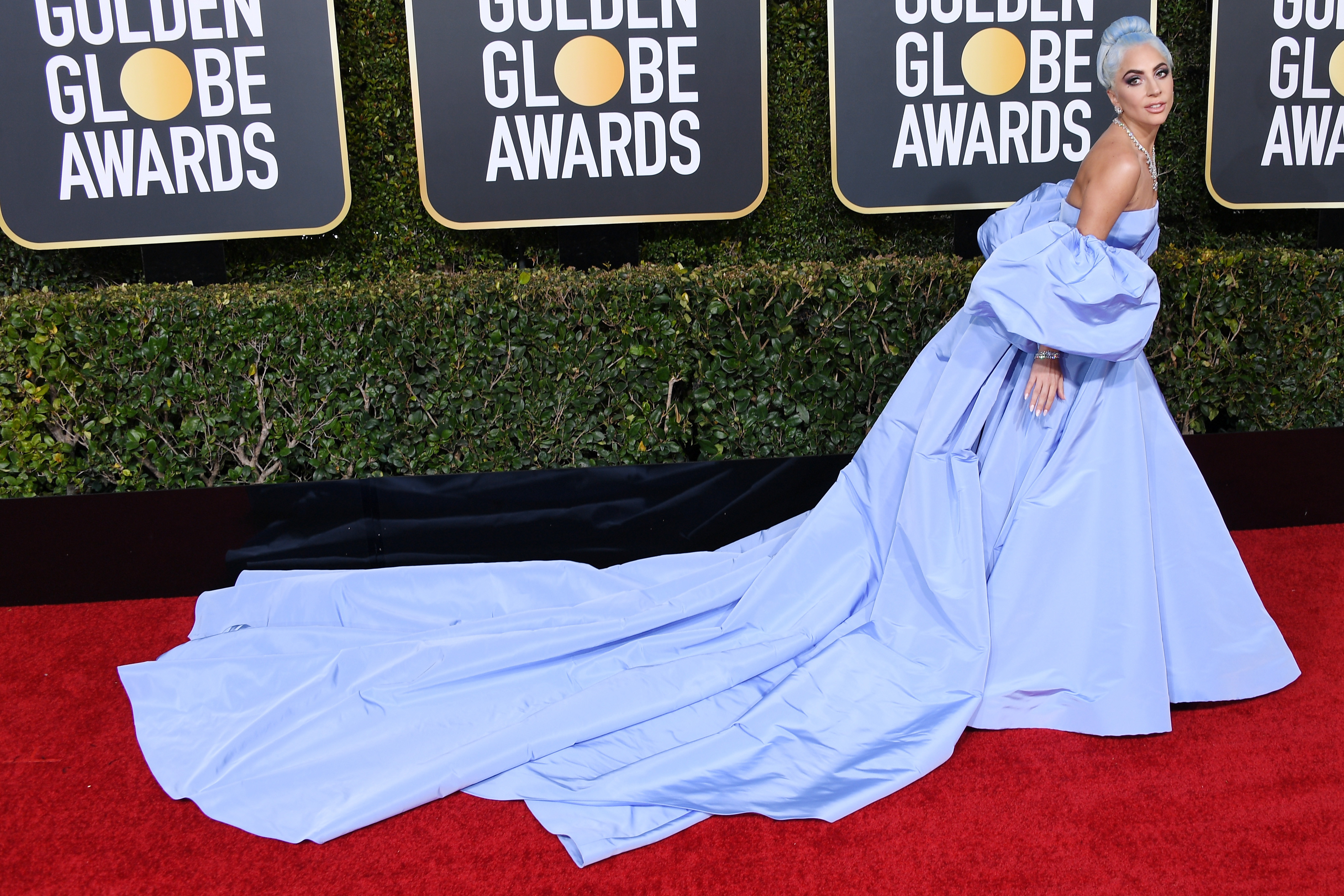 Globurile de Aur 2019, LISTA câștigătorilor. Cine i-a suflat premiul lui Lady Gaga