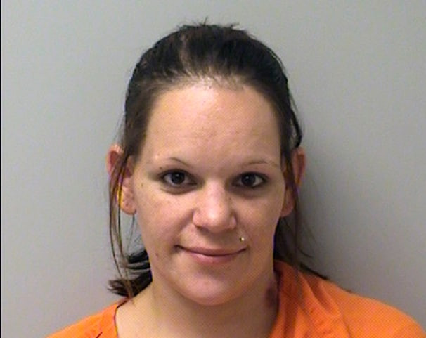 A încercat să ascundă că a ucis bebeluşul de care trebuia să aibă grijă. Reacţia mamei