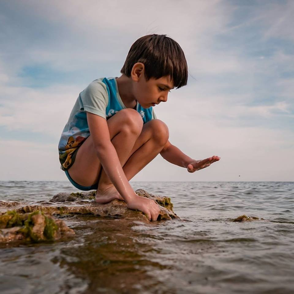 Victor, un băieţel de 7 ani, are mare nevoie de sânge. Viaţa lui depinde de noi