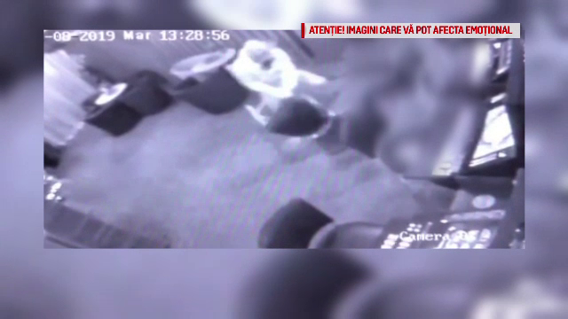 Tânăra bătută brutal într-o sală de jocuri din Timişoara de un recidivist a fost externată