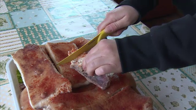 Un bărbat a murit după ce a mâncat șuncă cu pâine: "Îi plăcea"