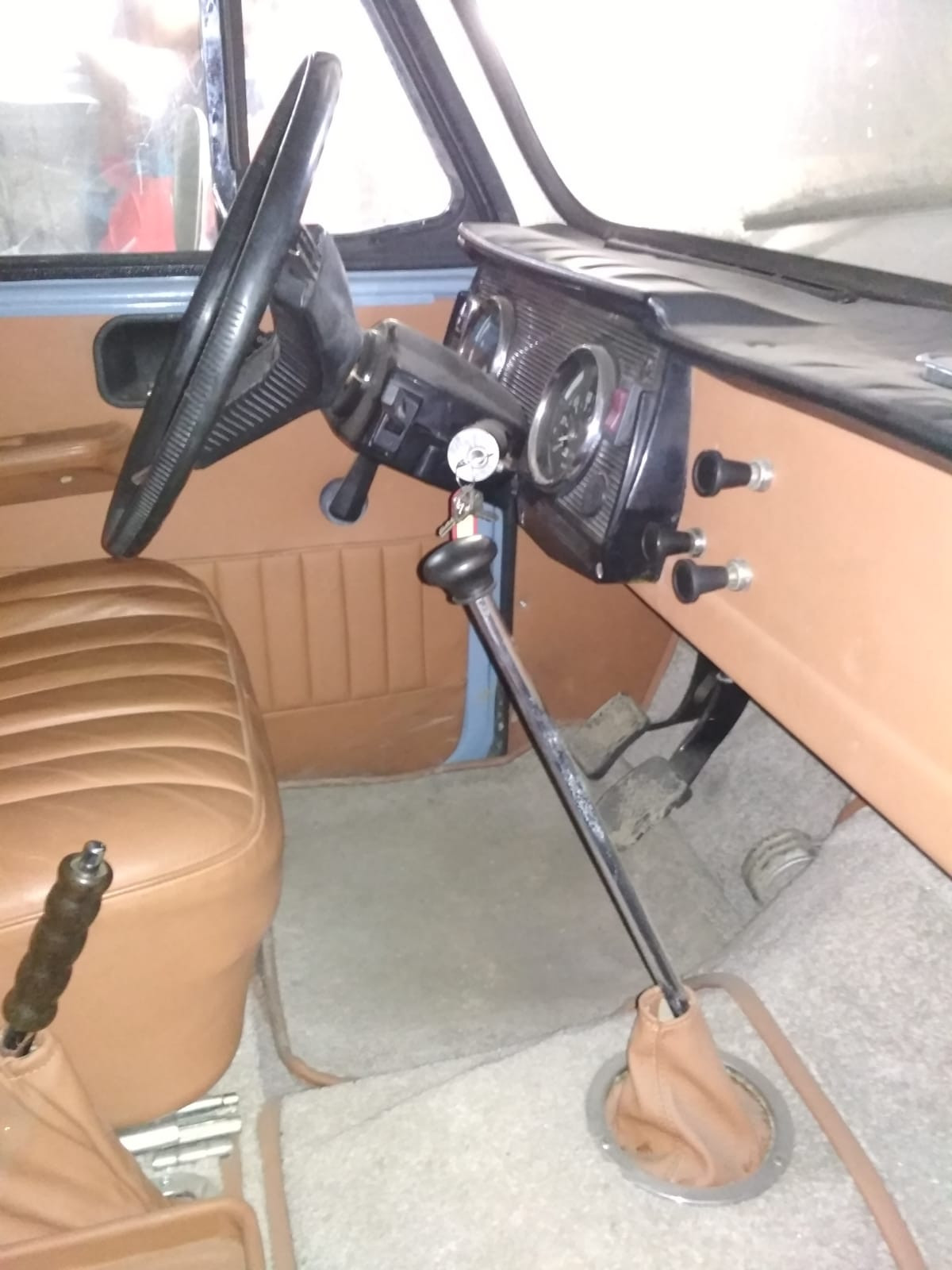 fostul ARO al lui Ceauşescu