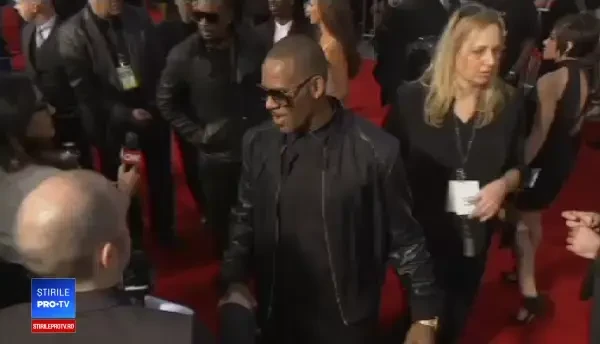 R. Kelly, acuzat de abuzuri sexuale și fizice de mai multe femei într-un documentar exploziv