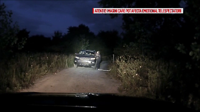 Lupta încrâncenată dintre o poliţistă şi un suspect căutat pentru crimă, filmată