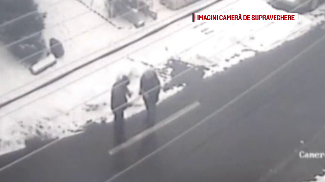 Motivul pentru care o femeie a dat un avans de 2.000 de euro unor escroci după un telefon