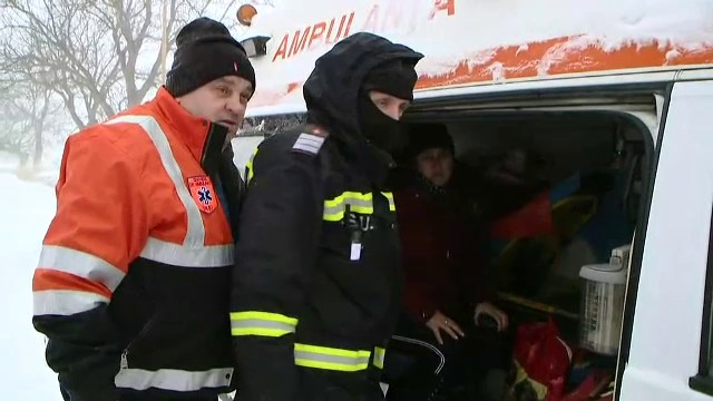 Probleme în Moldova din cauza zăpezii. O gravidă în luna a 9-a a cerut disperată ajutor