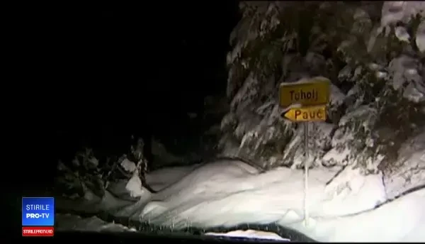 Căderile masive de zăpadă au paralizat regiuni din Europa. Un copil de 9 ani a murit