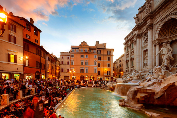 Scandal între Biserică şi primărie pe banii din Fontana di Trevi. Suma uriaşă strânsă