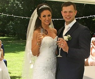 Un bărbat s-a sinucis după o ceartă cu soţia. Cei doi erau căsătoriţi de un an