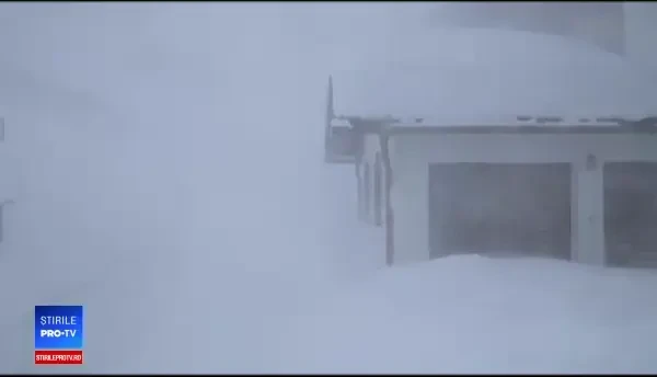 Ninsorile au paralizat Austria și Bavaria. Oamenii nu pot ieși din casă, mâncarea este limitată