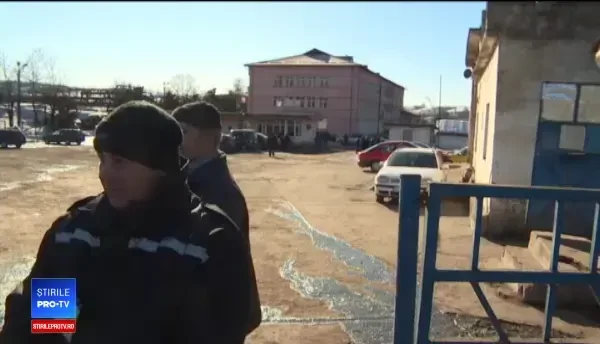 Greva minerilor din Oltenia ia amploare. ”Laudele nu țin de foame și cald”