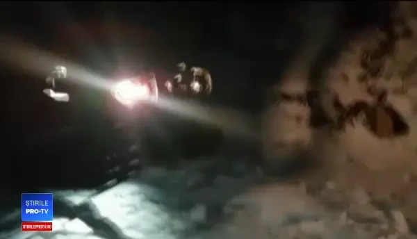 Reacția tinerei de 17 ani care a născut singură într-un cătun izolat din Brașov