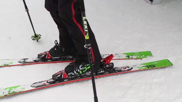 Cum trebuie alese schiurile pentru evitarea accidentărilor. Sfaturile specialiștilor