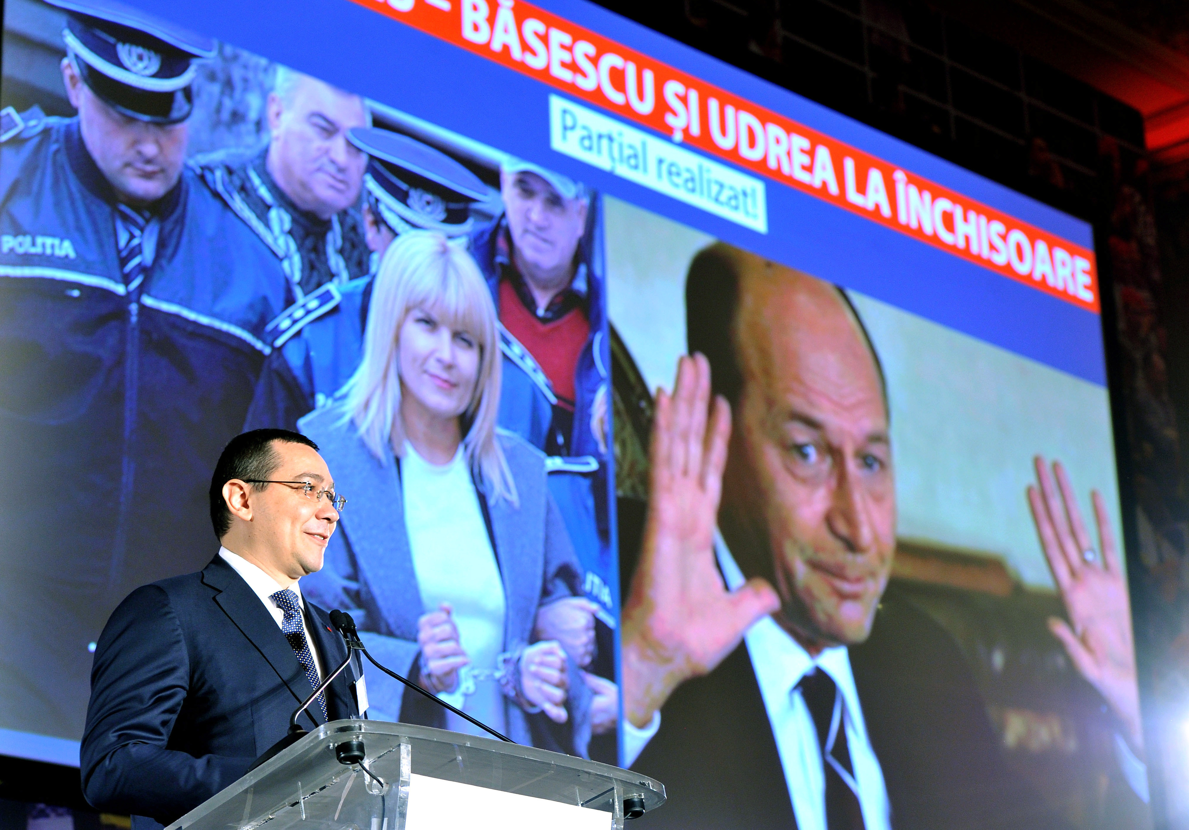 Război verbal între Băsescu și Ponta. Acuzații grave despre construirea unei autostrăzi