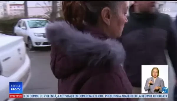 Femeie tâlhărită în propria casă de 4 indivizi cu cagule, care au legat-o și au lovit-o
