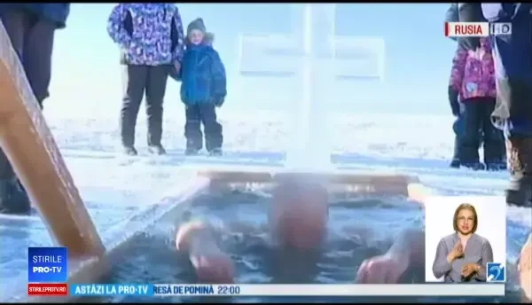 Creștinii ortodocși de rit vechi au sărbătorit Boboteaza cu băi în ape înghețate