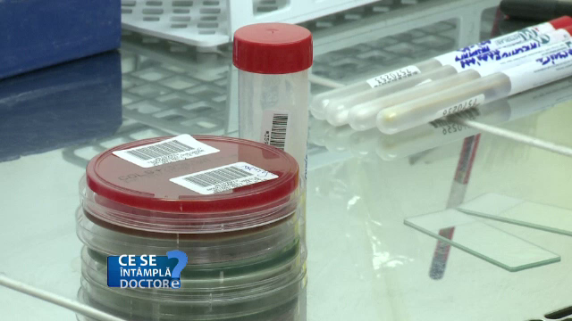 Cum poate provoca o banală infecție în gât dureri abdominale la copii