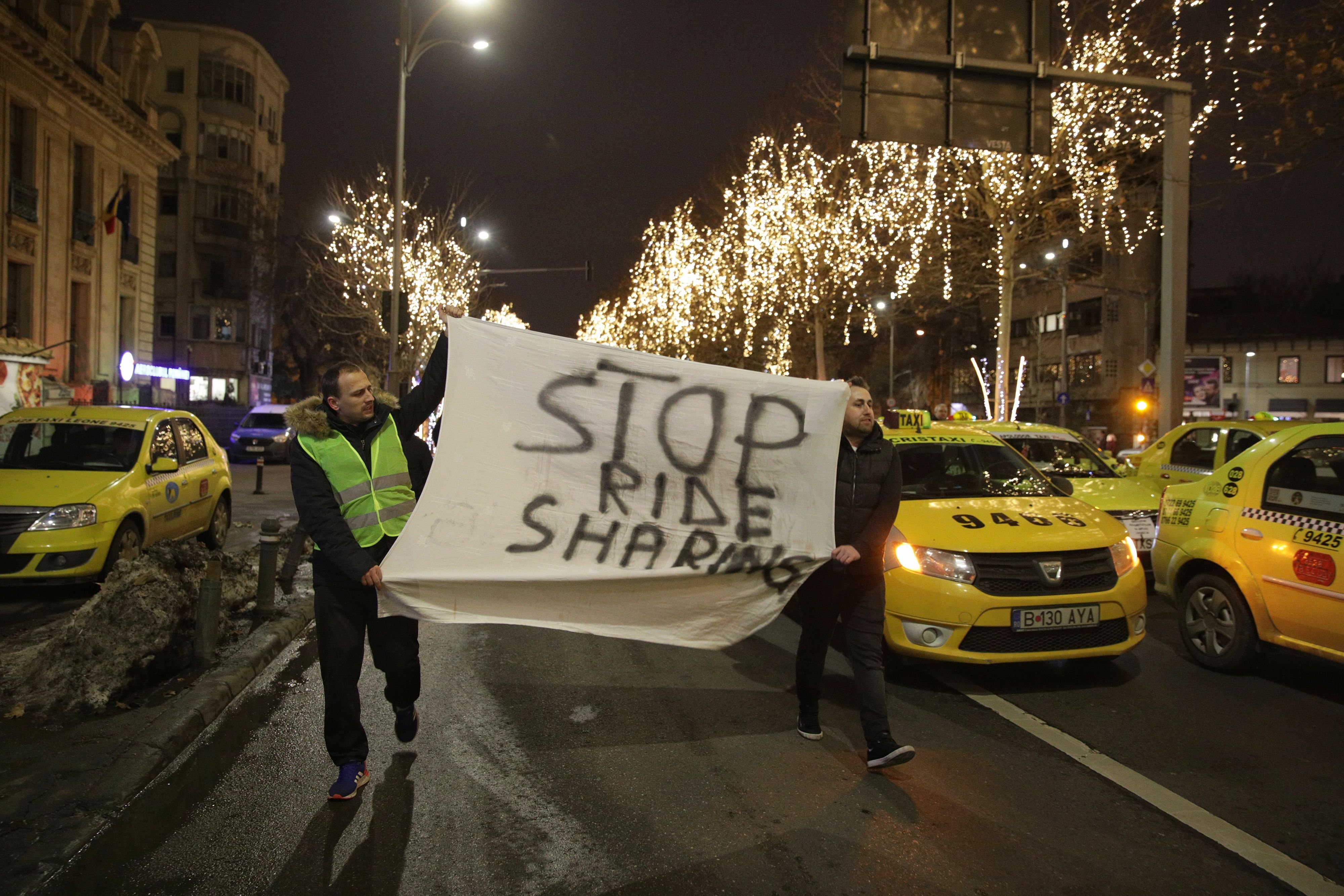 protest taxi uber