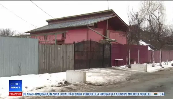 Bărbat găsit mort într-o casă, în Dâmbovița. Soția aflată în Capitală a dat alarma