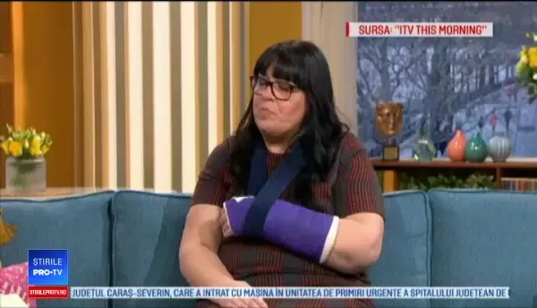 Una dintre femeile rănite de prințul Philip în accident cere anchetarea acestuia