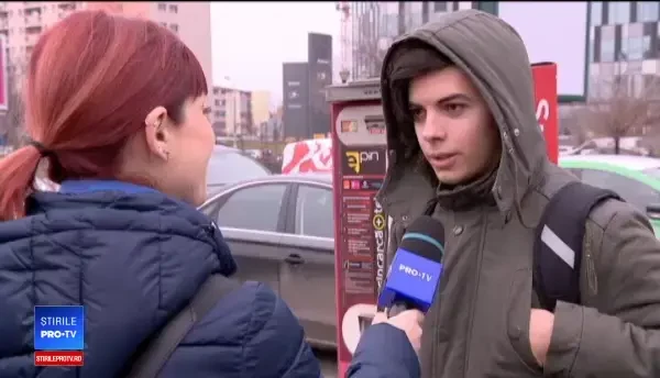 30% dintre tinerii care au între 18 şi 24 de ani s-ar lupta cu sărăcia, dacă nu ar fi părinții