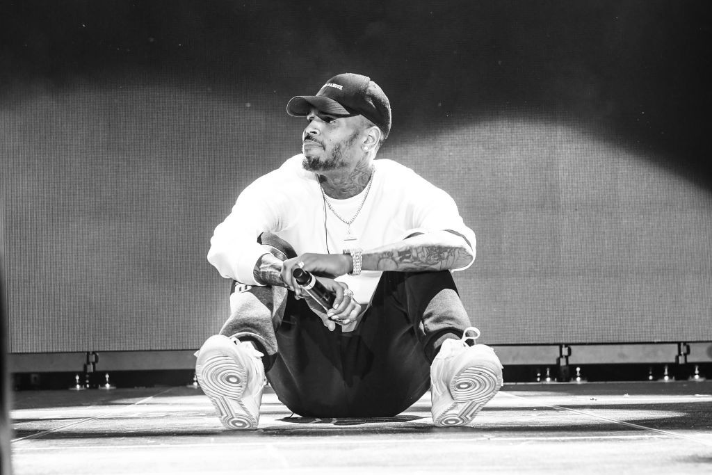 Chris Brown cere 500 de milioane de dolari de la Warner Bros din cauza unui documentar „defăimător”