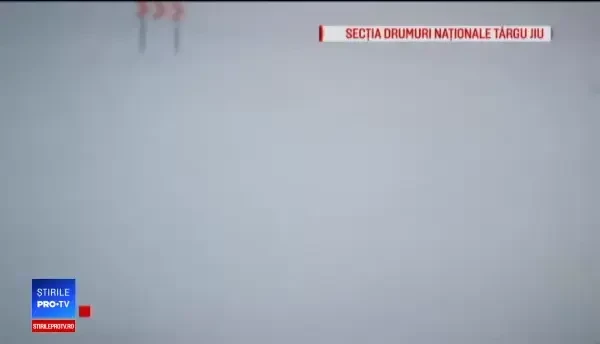 Viscolul puternic i-a speriat pe turiștii de la munte. ”E iadul pe pământ”