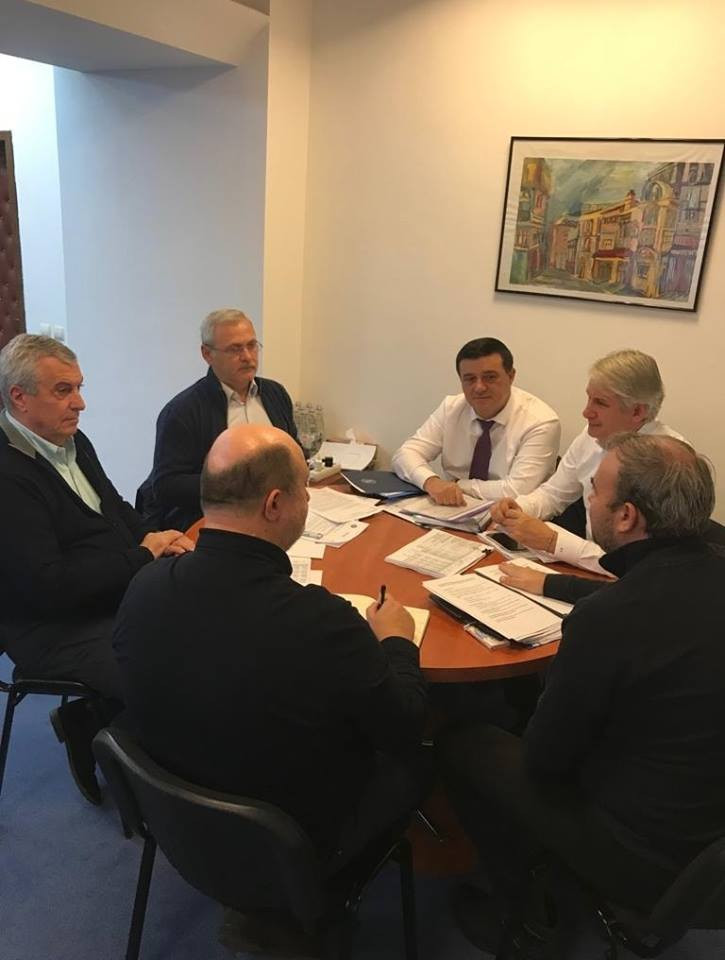 PSD: ”Iohannis nu înțelege nimic din economie”. Atac și la Dacian Cioloș